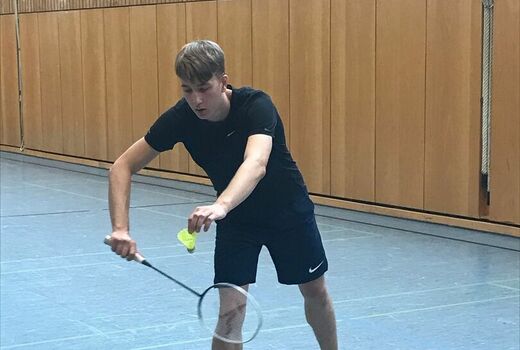 Ein Schüler beim Spielen.