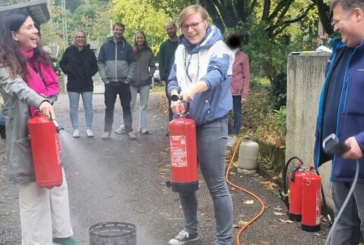 Brandloeschung durch die Mitarbeitenden der Luise 3