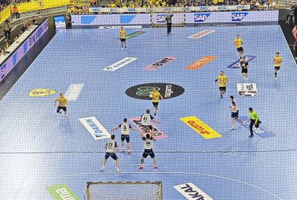 Konter bei leerem Tor